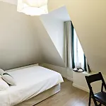 Modern Hotel 2*
