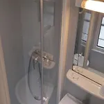 Hotel Modern 2*