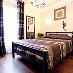 Hotel Modern 2*