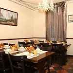 Modern Hotel 2*