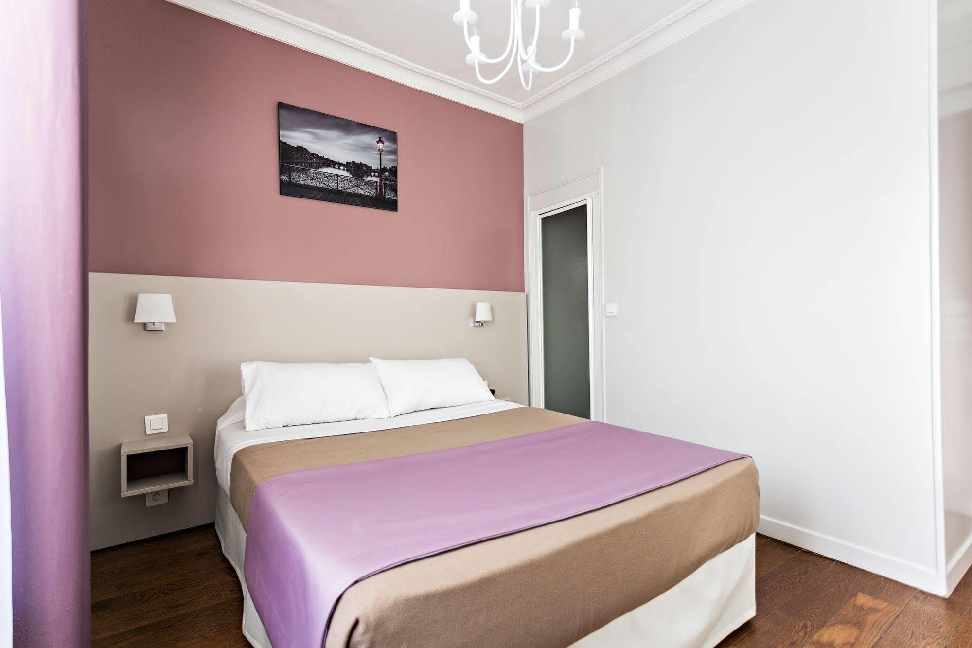 Modern Hotel Parigi